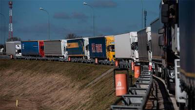 Польша усилила контроль грузовиков в Беларуси, очереди на границе до 80 часов - bin.ua - Украина - Россия - Евросоюз - Белоруссия - Польша