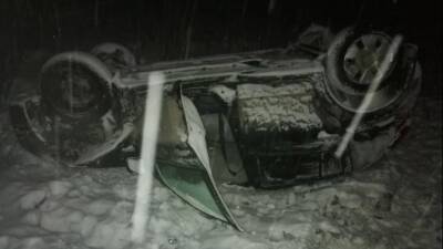 Два человека серьезно пострадали при опрокидывании машины в Марий Эл - usedcars.ru - республика Марий Эл - район Медведевский