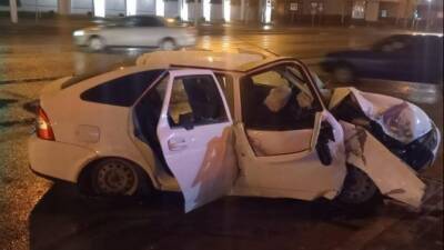 Три человека пострадали в ДТП с двумя «Ладами» в Липецке - usedcars.ru - Липецк