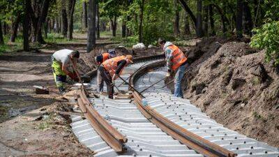 В Пуще-Водице начали восстанавливать трамвайные пути - auto.24tv.ua - Киев - район Оболонский