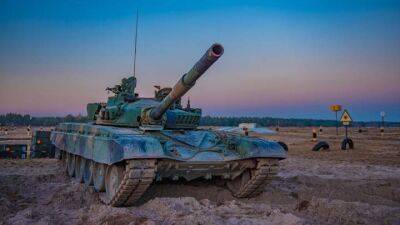 Польские танки отправились на передовую бить рашистов: видео - auto.24tv.ua - Украина - Чехия - Польша