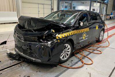Opel Astra и Peugeot 308 в краш-тестах Euro NCAP не дотянули до высшей оценки - kolesa.ru - Франция