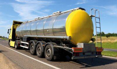 Украина и Польша отменили разрешения на въезд для перевозчиков топлива - autocentre.ua - Украина - Россия - Польша