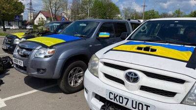 Джеремі Кларксон допоміг придбати п'ять пікапів для України - autonews.autoua.net