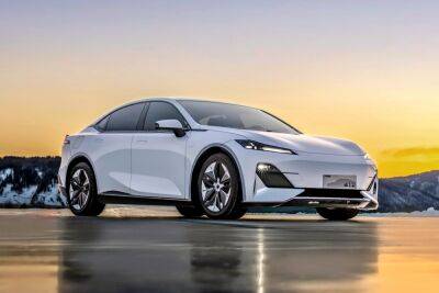 Конкурент Tesla Model 3 от Changan готовится к выходу на рынок: цены ниже, выбор богаче - kolesa.ru - Китай