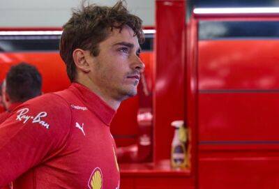 Ника Лауда - Стивен Спилберг - Лео Турини - Лео Турини призывает Ferrari спасти Шарля Леклера - f1news.ru