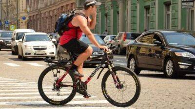 Можно ли ездить велосипедистам по полосе общественного транспорта? - auto.24tv.ua - Украина