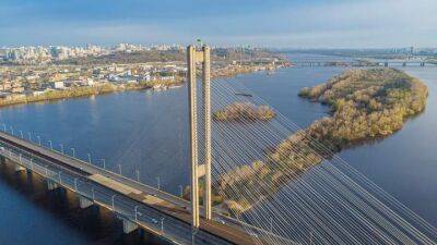 Южный мост закрыли для частного транспорта - auto.24tv.ua - Киев