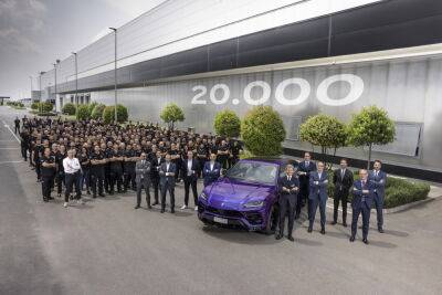 Стефан Винкельман - Lamborghini Urus - Lamborghini отчиталась о новом достижении - autocentre.ua - Азербайджан