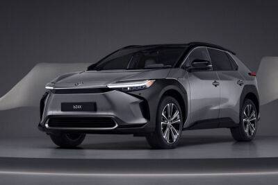 Toyota остановила производство электрического кроссовера bZ4X - autocentre.ua