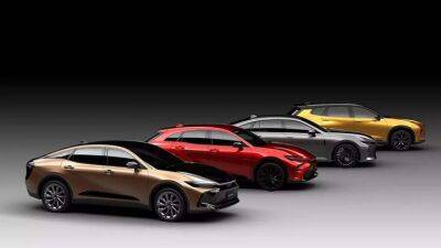 Новая Toyota Crown получила четыре варианта кузова - auto.24tv.ua