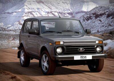 АВТОВАЗ начал продажи упрощенного внедорожника LADA Niva Legend - autostat.ru