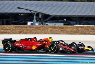 Серхио Перес - Джордж Расселл - Главный стратег Ferrari ответил на критику в адрес команды - f1news.ru - Франция