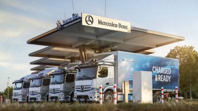 Mercedes-Benz открыл первую зарядную станцию для электрогрузовиков - autocentre.ua - Германия