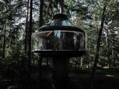 Производитель электрокаров Polestar построил домик на дереве - autocentre.ua - Финляндия - Швеция