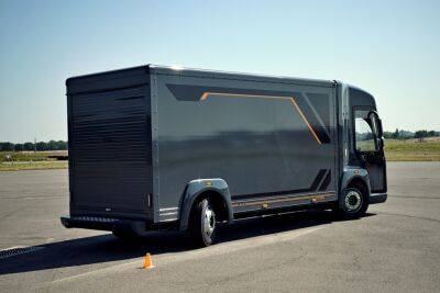 Израильский стартап REE представил второй полноуправляемый фургон за месяц — P7-B - kolesa.ru - Сша