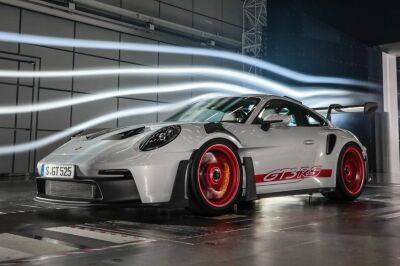 Новое купе Porsche 911 GT3 RS: 525-сильный мотор и первая «сотня» за 3,2 секунды - kolesa.ru