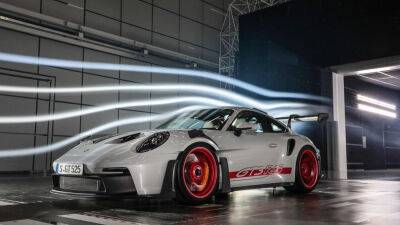 Новому Porsche 911 GT3 RS стоимостью 229 517 евро разрешили движение по обычным дорогам - autonews.autoua.net