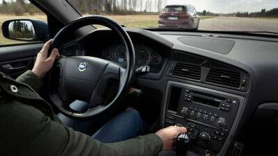 Исследование подтвердило, что обычные клавиши в автомобилях удобнее сенсорных экранов - autonews.autoua.net