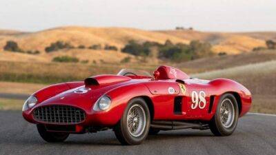 Шелби Кэрролл - Хуан-Мануэль Фанхио - Ferrari 1955 года продали за $22 миллиона - auto.24tv.ua - Сша - штат Калифорния