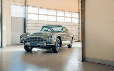 Джеймс Бонд - Шон Коннери - Джеки Стюарт - Aston Martin DB5 Шона Коннери продали на аукционе - autocentre.ua - штат Калифорния
