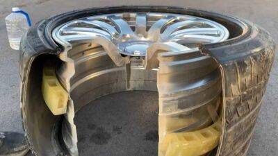 Как устроены колеса Bugatti Veyron, которые стоят по 35 тысяч долларов за штуку: видео - auto.24tv.ua