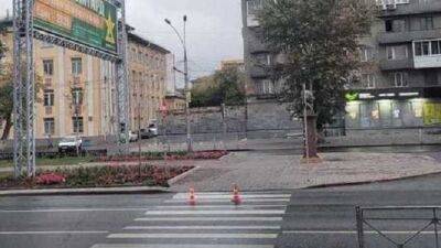 В Новосибирске водитель сбил двух пешеходов и скрылся - usedcars.ru - Новосибирск - район Центральный, Новосибирск