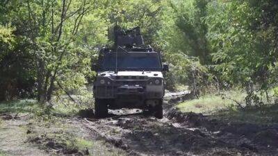 Украинские бойцы показали, как воюют на бронемашинах Iveco LMV: видео - auto.24tv.ua - Украина - Норвегия