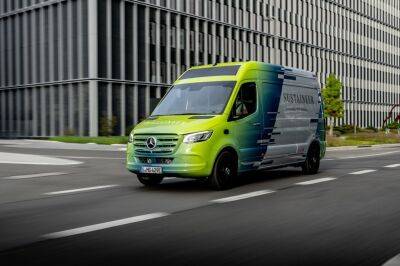 Mercedes Benz Sprinter - Mercedes Benz Esprinter - Mercedes-Benz eSprinter получил четыре инновационных решения - autocentre.ua - Берлин