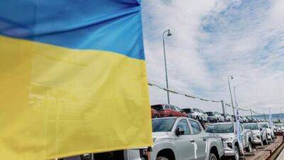 104 новеньких пикапа едут в ВСУ благодаря волонтерам - auto.24tv.ua - Украина
