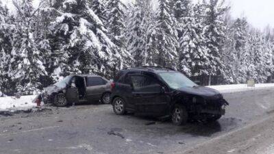 Три человека пострадали в ДТП на трассе в Югре - usedcars.ru - Тюмень - округ Югра - Ханты-Мансийск