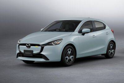 Самая дешёвая Mazda обновилась: дизайн «под EV», но с дизелем - kolesa.ru - Япония