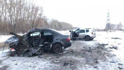 Две иномарки столкнулись на трассе в Омской области, один человек погиб, двое пострадали - usedcars.ru - Омск - Омская обл. - район Омский