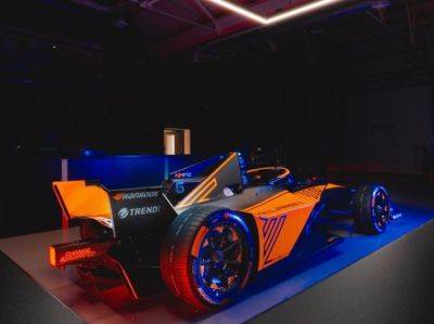 Рене Раст - Сэм Берд - Формула E: В McLaren представили новую раскраску машин - f1news.ru - Саудовская Аравия - Мехико