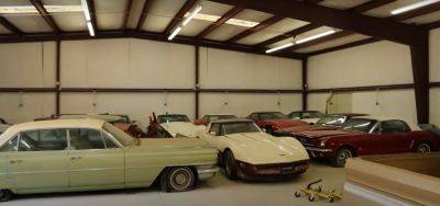 Chevrolet Corvette - В старом сарае обнаружили коллекцию классических Chevrolet Corvette почти без пробега (видео) - autocentre.ua - Сша - штат Алабама