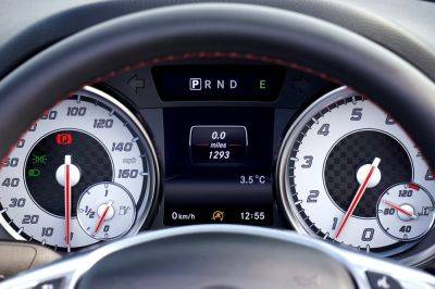 Зимнее время 2023 – как перевести часы в авто на зимнее время - apostrophe.ua - Украина - Россия