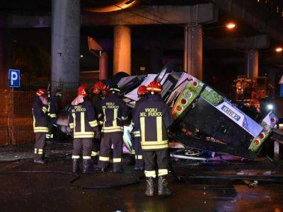 В Венеции автобус перевернулся и упал с моста: 21 человек погиб, среди них украинцы - unn.com.ua - Киев - Украина - Италия