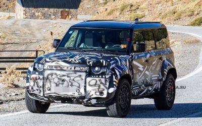 У Land Rover Defender будет новая топовая версия: внедорожник проехался на камеру - kolesa.ru