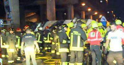 Автобус упал с моста: по меньшей мере 20 человек погибли в результате ДТП в Венеции (фото, видео) - focus.ua - Украина - Австрия - Италия - Венеции