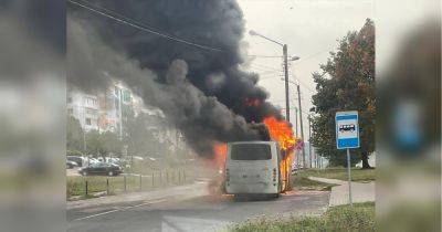 Во Львове вспыхнул автобус с пассажирами - fakty.ua - Украина - Одесса - Львов