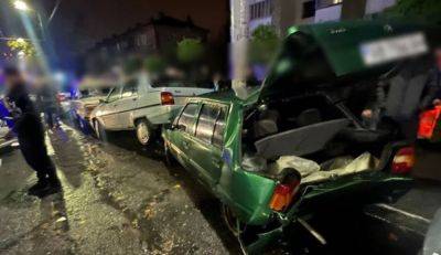 ДТП в Киеве - BMW протаранил 5 автомобилей, произошла драка - фото - apostrophe.ua - Киев - Украина
