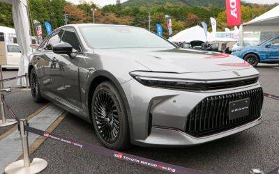 Toyota представила новый Crown с водородной силовой установкой - autocentre.ua - Япония