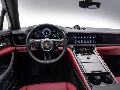 Новый Porsche Panamera оснастили цифровым дисплеем Driver Experience - autocentre.ua