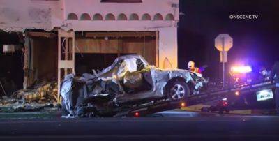 Dodge Charger подлетел в воздух и врезался в автобус: видео момента аварии - autocentre.ua - Usa - штат Калифорния