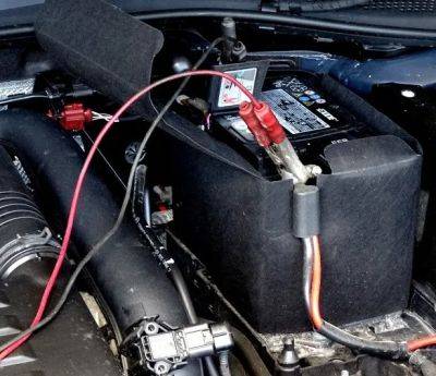 Как правильно заряжать аккумулятор автомобиля: виды аккумуляторов и зарядных устройств - autocentre.ua