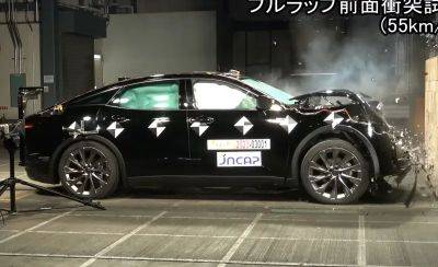 Новое семейство Toyota Crown получило максимальную оценку за безопасность - autocentre.ua - Япония
