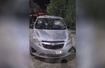 Группа скандалистов напала на инспектора в Самарканде, повредив его автомобиль - podrobno.uz - Узбекистан - Ташкент