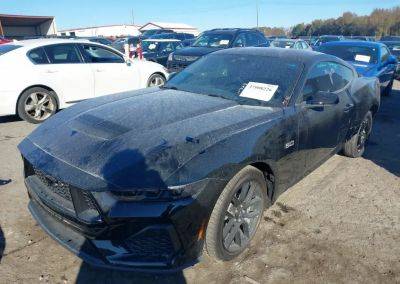 Ford Mustang с пробегом 25 км выставили на аукцион (фото) - autocentre.ua