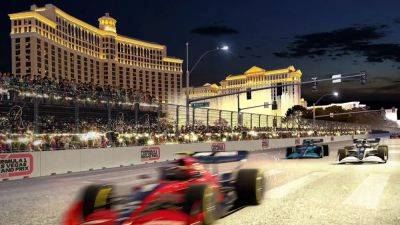 Жители Лас-Вегаса сняли пленку с ограждений пешеходных мостов, чтобы посмотреть Формулу 1 - autocentre.ua - Сша - Las Vegas