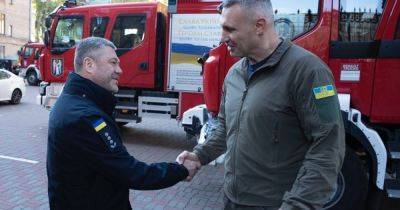 Виталий Кличко - Кличко: Еще три пожарных авто от международных партнеров заступают на дежурство в столице - dsnews.ua - Киев - Украина - Германия